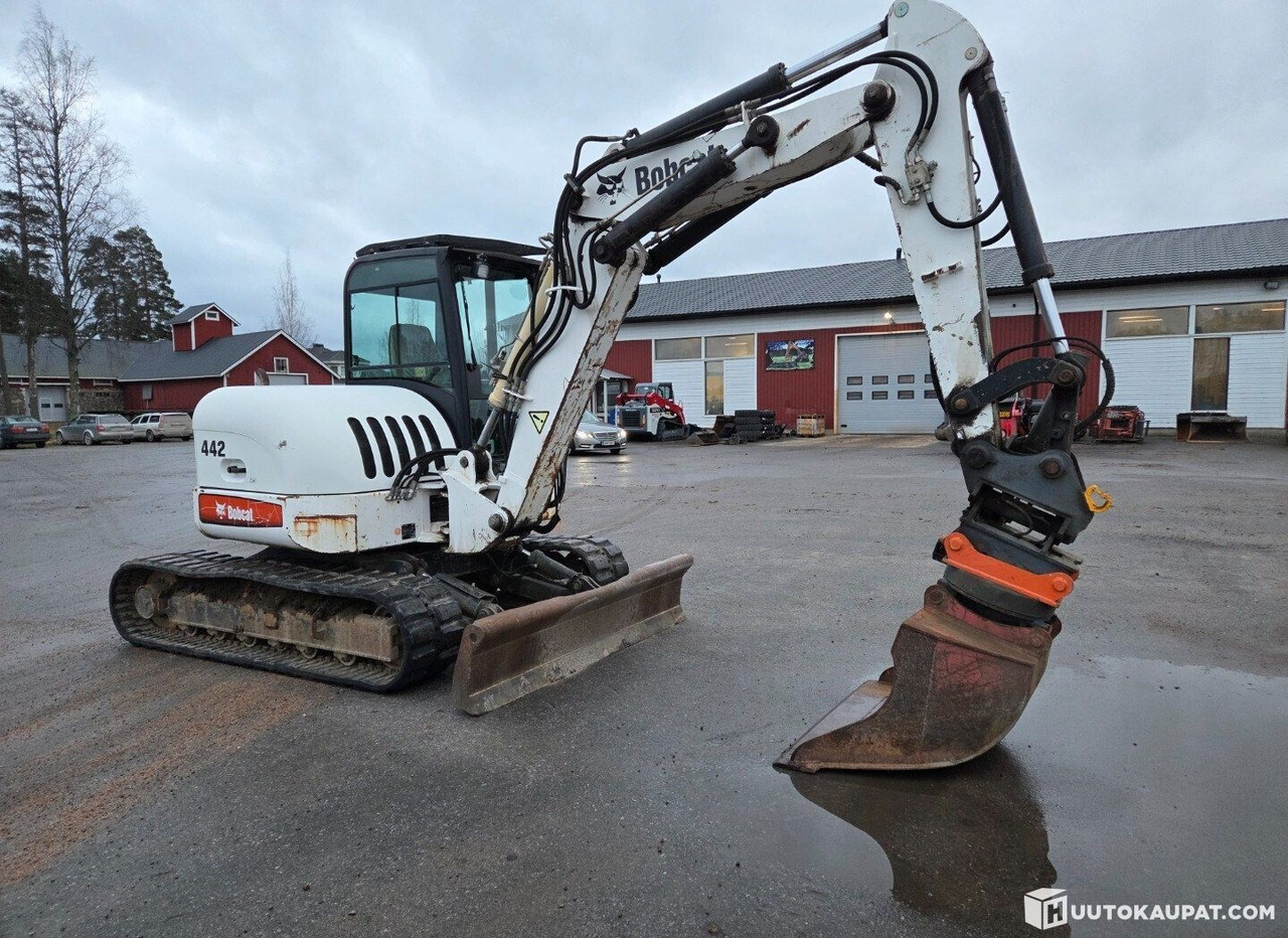 Bobcat 442, 2006, Diesel, 4,565 h Excavator, Honkajoki - Minigrävmaskin: bild 4 Bobcat 442, 2006, Diesel, 4,565 h Excavator, Honkajoki - Minigrävmaskin: bild 4