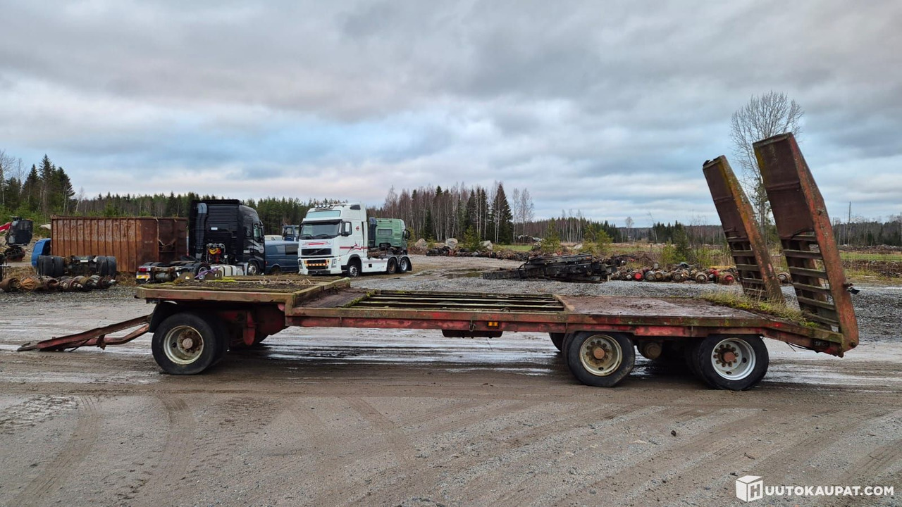 Goldhofer trailer chassis, Uusikaarlepyy - Flakvagn för lantbruk: bild 1 Goldhofer trailer chassis, Uusikaarlepyy - Flakvagn för lantbruk: bild 1