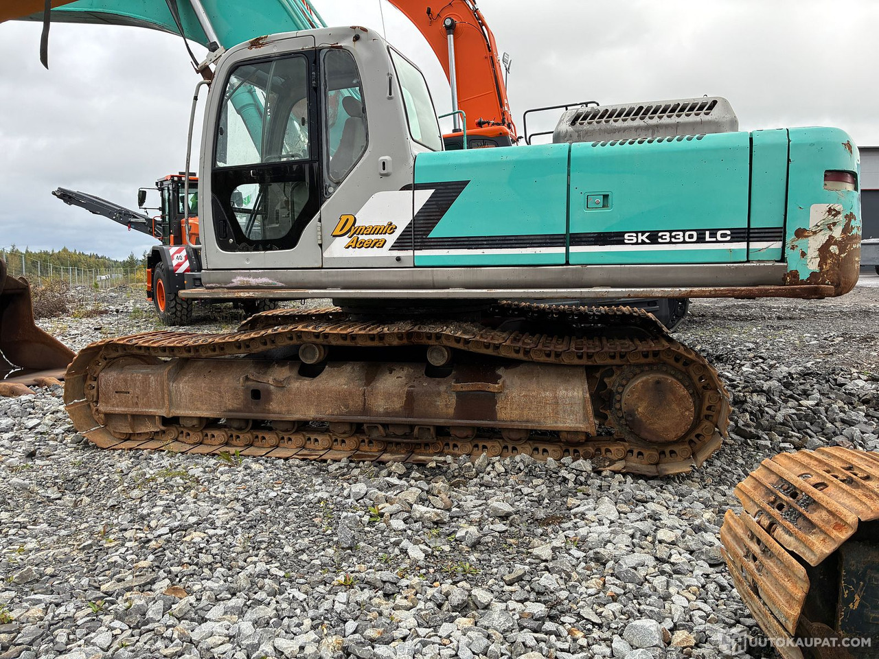 Kobelco SK330LC-6E, 2002, 18 900 h Kaivinkone WTK, Lempäälä - Bandgrävare: bild 4 Kobelco SK330LC-6E, 2002, 18 900 h Kaivinkone WTK, Lempäälä - Bandgrävare: bild 4