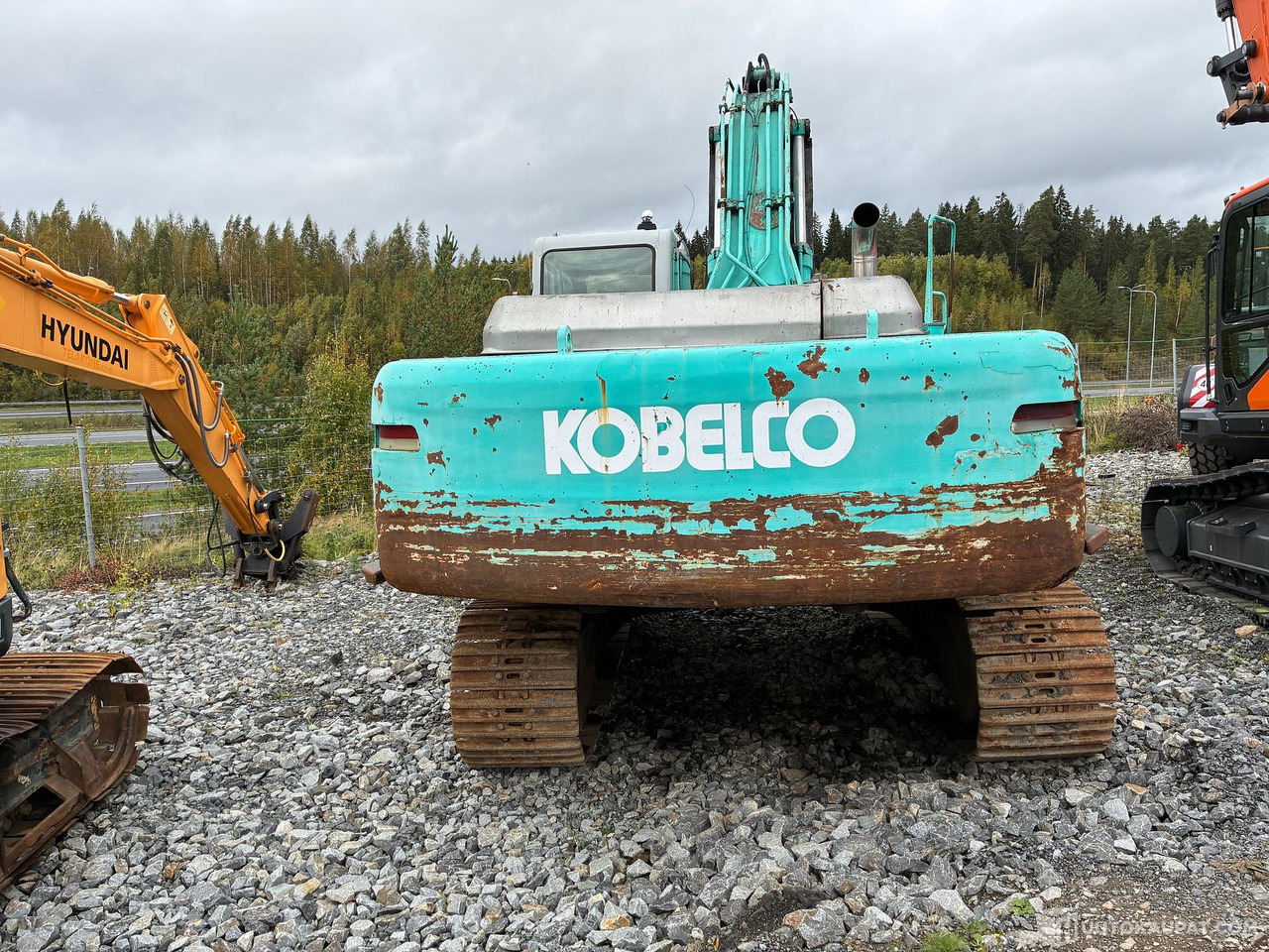 Kobelco SK330LC-6E, 2002, 18 900 h Kaivinkone WTK, Lempäälä - Bandgrävare: bild 5 Kobelco SK330LC-6E, 2002, 18 900 h Kaivinkone WTK, Lempäälä - Bandgrävare: bild 5