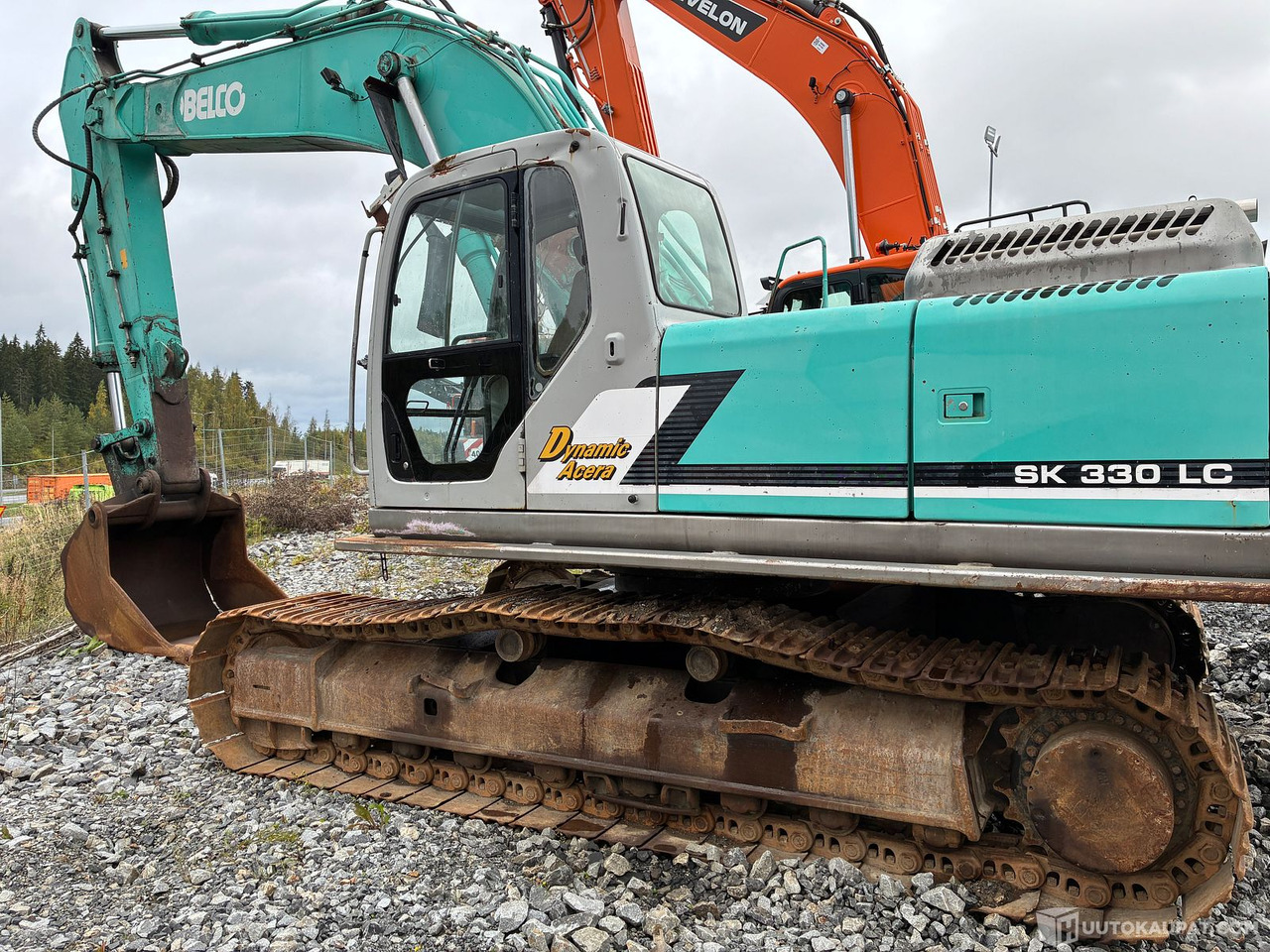 Kobelco SK330LC-6E, 2002, 18 900 h Kaivinkone WTK, Lempäälä - Bandgrävare: bild 2 Kobelco SK330LC-6E, 2002, 18 900 h Kaivinkone WTK, Lempäälä - Bandgrävare: bild 2