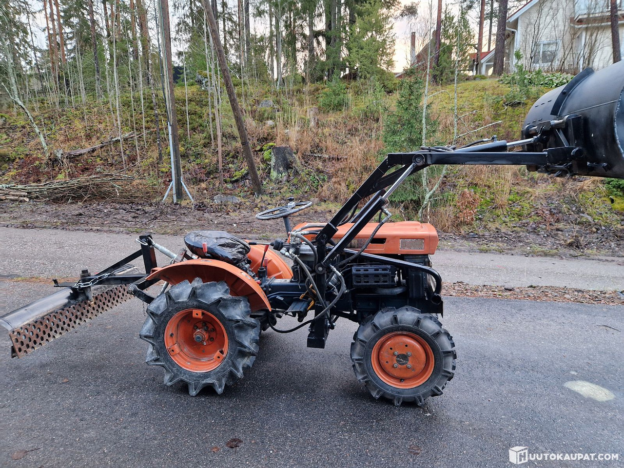 Kubota B6000, Lahti - Minitraktor: bild 2 Kubota B6000, Lahti - Minitraktor: bild 2