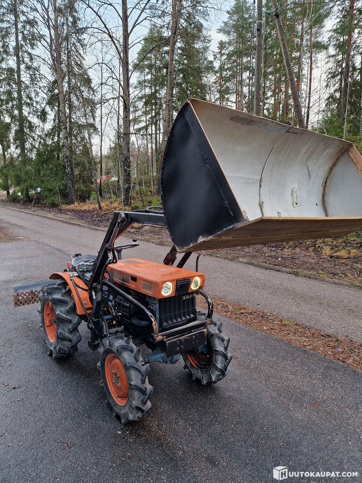 Kubota B6000, Lahti - Minitraktor: bild 5 Kubota B6000, Lahti - Minitraktor: bild 5