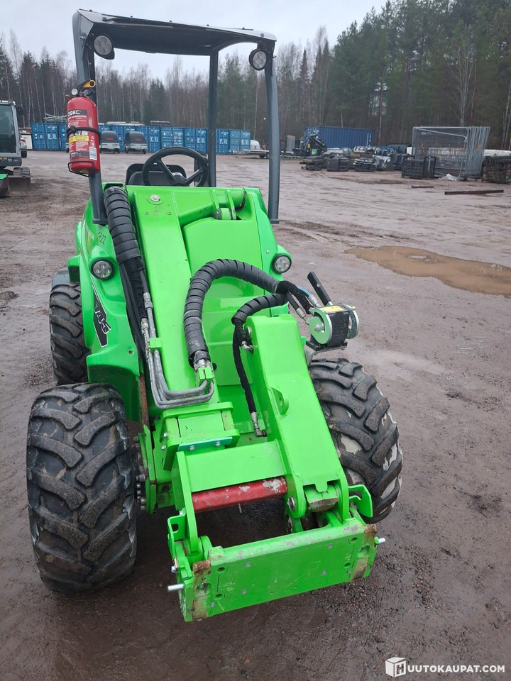 Mini loader Avant 745, 2017, 3,383 h, Nurmijärvi - Minilastare: bild 4 Mini loader Avant 745, 2017, 3,383 h, Nurmijärvi - Minilastare: bild 4