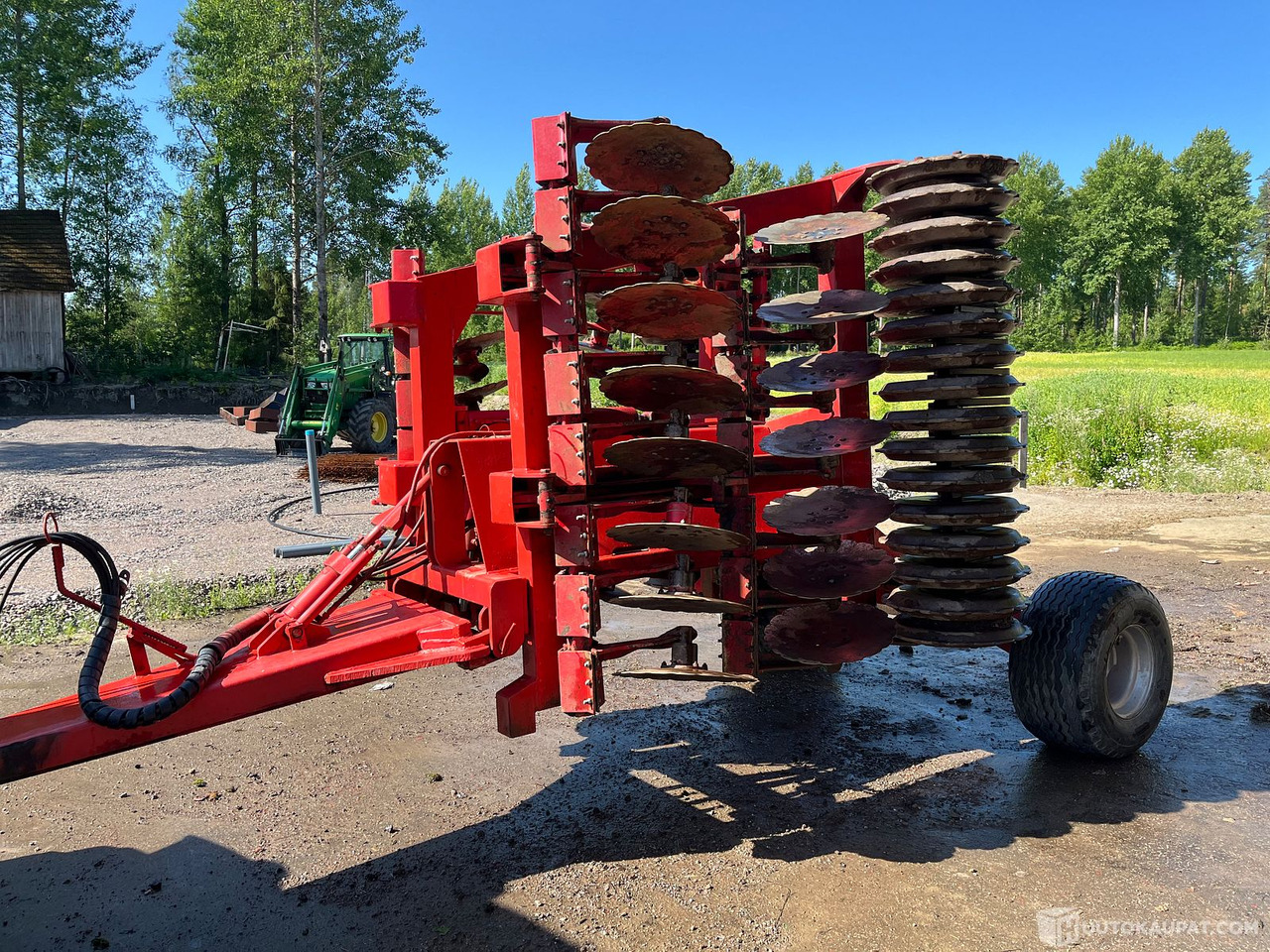 He-Va hydraulisesti nouseva lautasmuokkain, 2005, Sipoo - Övrig maskin: bild 2 He-Va hydraulisesti nouseva lautasmuokkain, 2005, Sipoo - Övrig maskin: bild 2