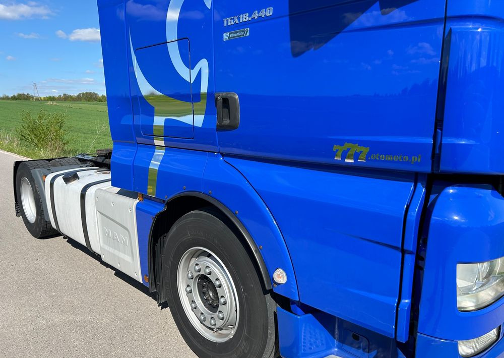 MAN TGS 18.440 NAUKA JAZDY ELKA AUTOMAT 4x2 STANDARD 315/70r22.5 SUPER STAN TGX 470 460 420 430 500 510 400 360 410 - Dragbil: bild 3 MAN TGS 18.440 NAUKA JAZDY ELKA AUTOMAT 4x2 STANDARD 315/70r22.5 SUPER STAN TGX 470 460 420 430 500 510 400 360 410 - Dragbil: bild 3