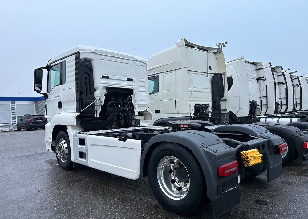 MAN TGS 18.500 TOP1 NAUKA JAZDY POLIFT ELKA AUTOMAT 4x2 STANDARD 315/70r22.5 SUPER STAN TGX 470 460 420 430 500 510 400 360 410 - Dragbil: bild 4 MAN TGS 18.500 TOP1 NAUKA JAZDY POLIFT ELKA AUTOMAT 4x2 STANDARD 315/70r22.5 SUPER STAN TGX 470 460 420 430 500 510 400 360 410 - Dragbil: bild 4