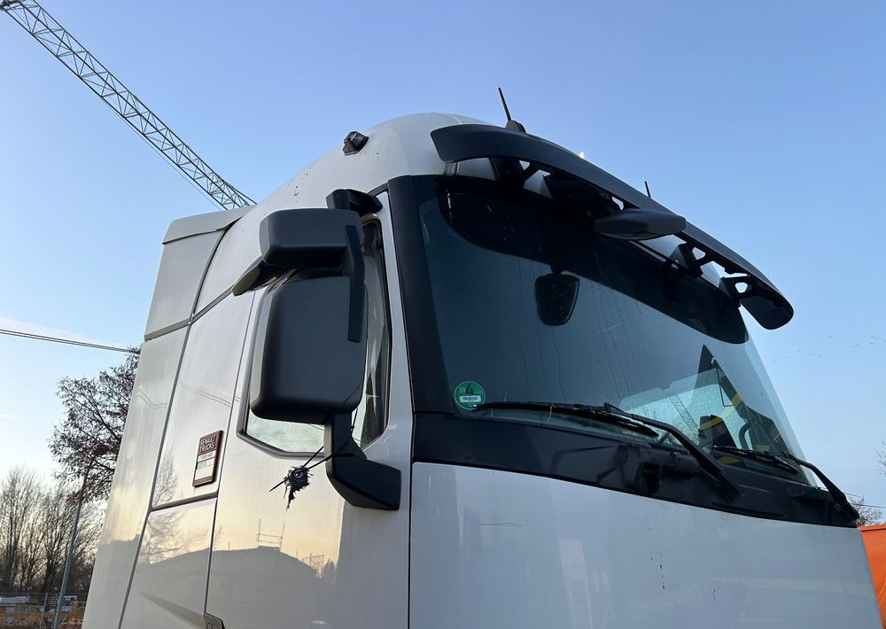 Renault HIGH GAMA T440 13l Volvo 2019 FULL SERWIS VIN: LD ! 13l STANDARD STANDARD / KLIMA POSTOJOWA / FULL OPCJA / T520 T480 / TOP STAN GAMA T - Dragbil: bild 4 Renault HIGH GAMA T440 13l Volvo 2019 FULL SERWIS VIN: LD ! 13l STANDARD STANDARD / KLIMA POSTOJOWA / FULL OPCJA / T520 T480 / TOP STAN GAMA T - Dragbil: bild 4