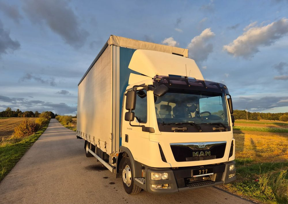 MAN TGL 12.250 6.2m 7.6m HAK AUTOMAT KLIMA 12000kg ESP EURO 6 mega / TOP STAN / okazja nauka jazdy MOŻLIWOŚĆ DOSTOSOWANIA elka - Kapellbil: bild 2 MAN TGL 12.250 6.2m 7.6m HAK AUTOMAT KLIMA 12000kg ESP EURO 6 mega / TOP STAN / okazja nauka jazdy MOŻLIWOŚĆ DOSTOSOWANIA elka - Kapellbil: bild 2