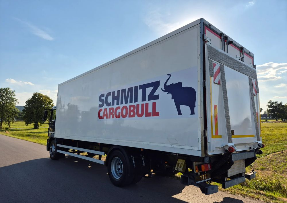 MAN TGM 18.250 Carrier 1950 D/E z Holandii / TOP STAN / 7.5m / 18 palet / winda + drzwi boczne / OKAZJA - Kylbil lastbil: bild 2 MAN TGM 18.250 Carrier 1950 D/E z Holandii / TOP STAN / 7.5m / 18 palet / winda + drzwi boczne / OKAZJA - Kylbil lastbil: bild 2