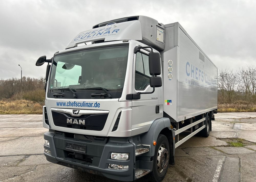 MAN TGM 18.290 2017 Supra 1250 mt z Niemiec / winda Klima webasto Michelin / OKAZJA Carrier TOP - Kylbil lastbil: bild 1 MAN TGM 18.290 2017 Supra 1250 mt z Niemiec / winda Klima webasto Michelin / OKAZJA Carrier TOP - Kylbil lastbil: bild 1