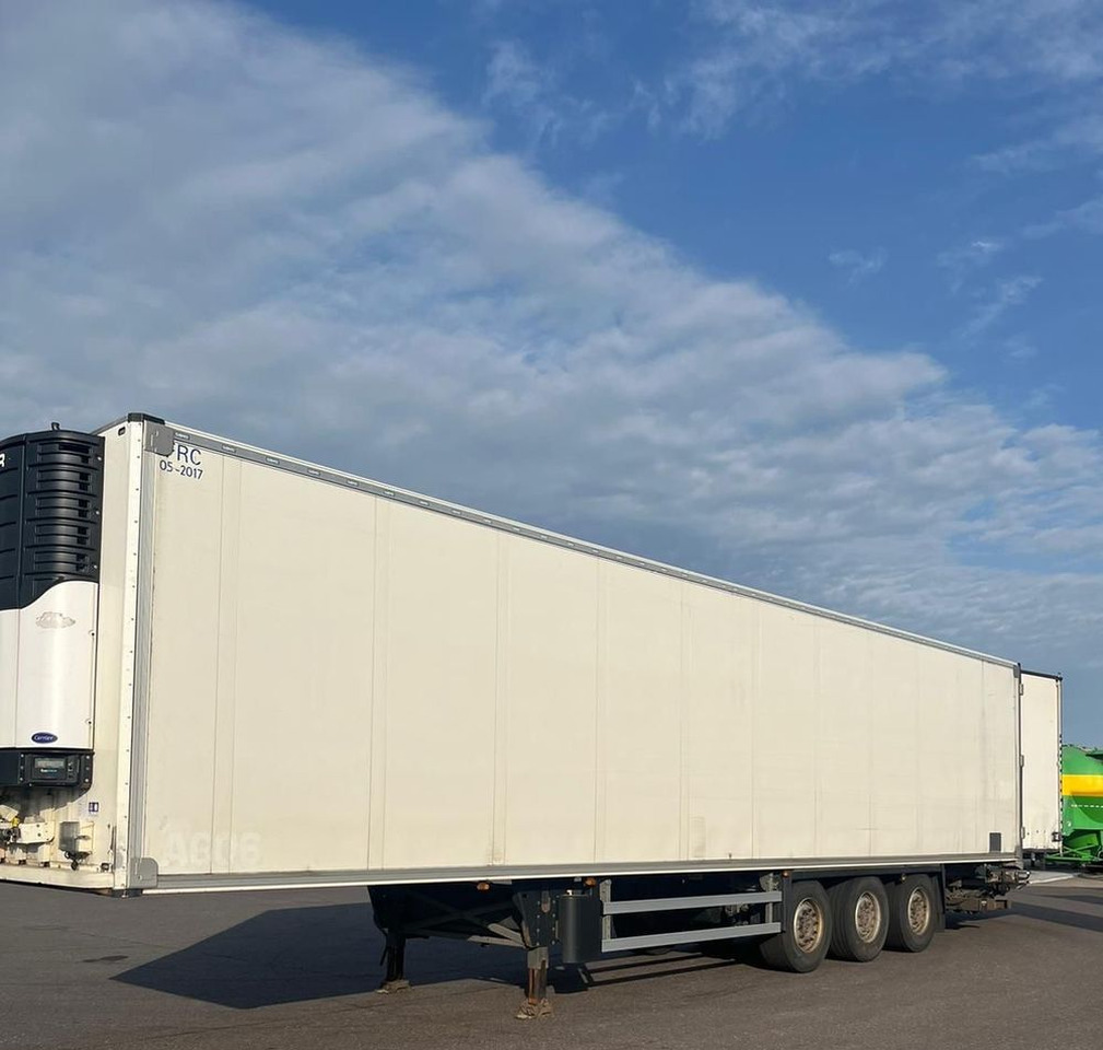 Schmitz Cargobull CARRIER MAXIMA 1300 / WINDA / DOPPEL STOCK / ŚCIANA GRODZIOWA / BELKI / PODNOSZONA OŚ / z Niemiec / TOP STAN 2011/ CARRIER CHŁODNIA CHLODNIA LODÓWKA PODWÓJNY ZAŁADUNEK PIĘTROWA - Kyl/ Frys semitrailer: bild 2 Schmitz Cargobull CARRIER MAXIMA 1300 / WINDA / DOPPEL STOCK / ŚCIANA GRODZIOWA / BELKI / PODNOSZONA OŚ / z Niemiec / TOP STAN 2011/ CARRIER CHŁODNIA CHLODNIA LODÓWKA PODWÓJNY ZAŁADUNEK PIĘTROWA - Kyl/ Frys semitrailer: bild 2