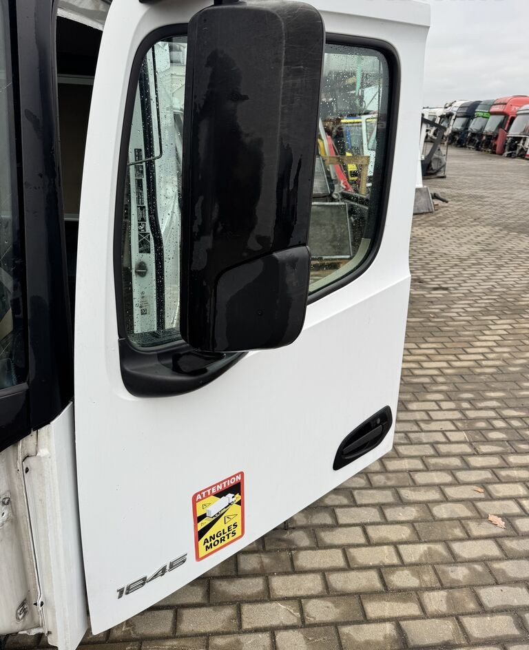 Mercedes-Benz ACTROS MP 4 LEWE truck - Dörr och reservdelar för Lastbil: bild 2 Mercedes-Benz ACTROS MP 4 LEWE truck - Dörr och reservdelar för Lastbil: bild 2