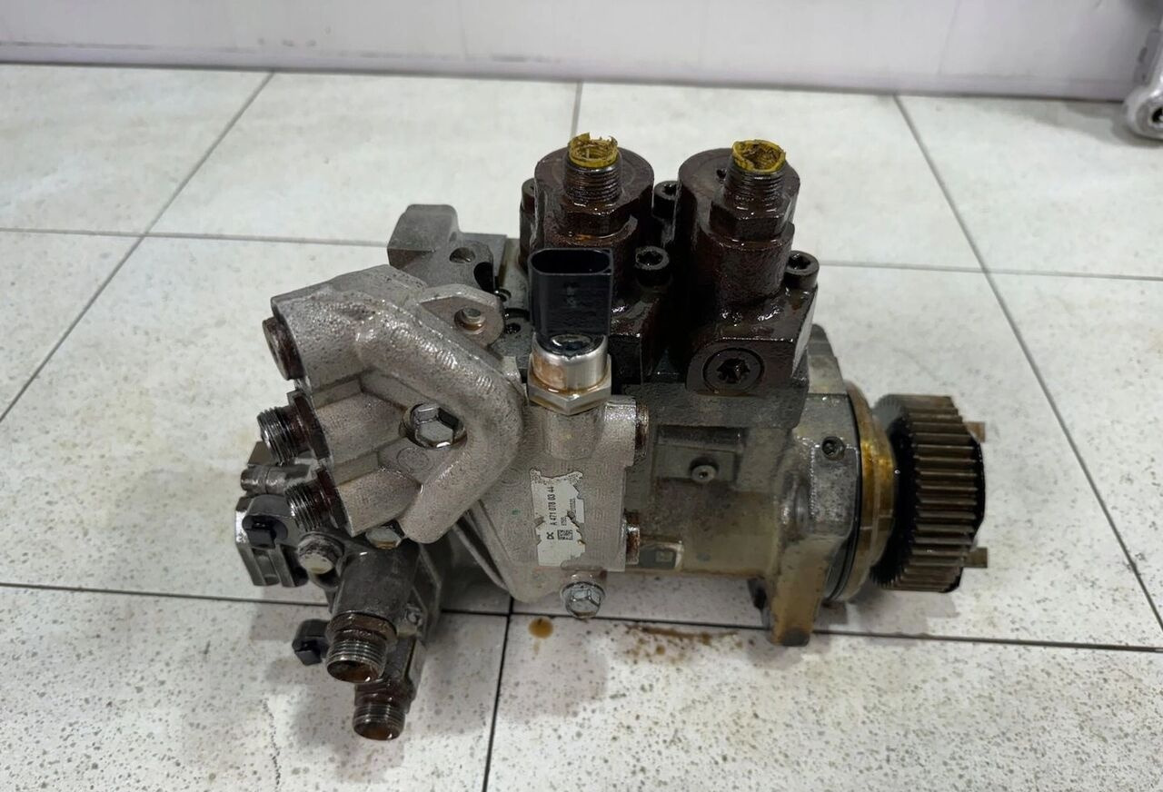 Mercedes-Benz Actros MP 4 A4700900850 truck - Bränslepump för Lastbil: bild 1 Mercedes-Benz Actros MP 4 A4700900850 truck - Bränslepump för Lastbil: bild 1