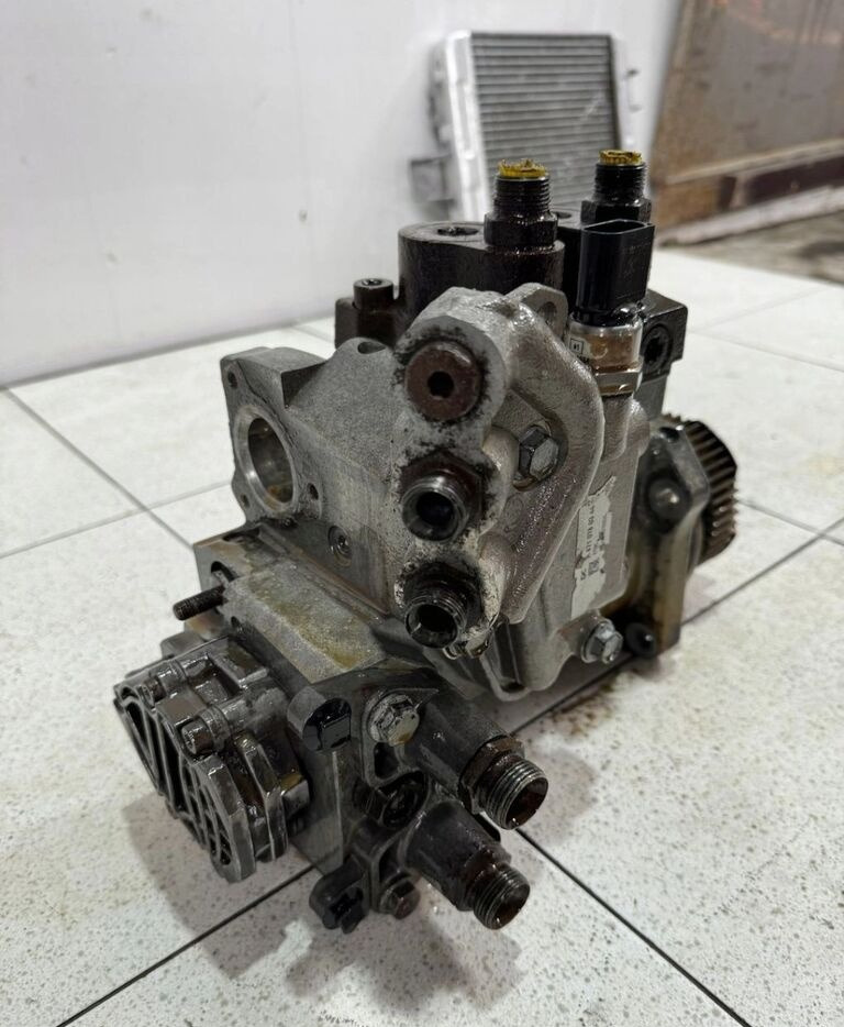 Mercedes-Benz Actros MP 4 A4700900850 truck - Bränslepump för Lastbil: bild 4 Mercedes-Benz Actros MP 4 A4700900850 truck - Bränslepump för Lastbil: bild 4