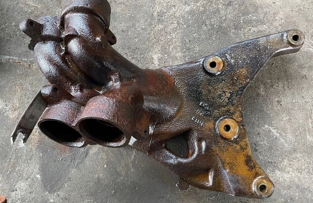 Scania R 730 V8 1906965 Scania R 730 V8 1906965 truck - Avgasgrenrör för Lastbil: bild 4 Scania R 730 V8 1906965 Scania R 730 V8 1906965 truck - Avgasgrenrör för Lastbil: bild 4