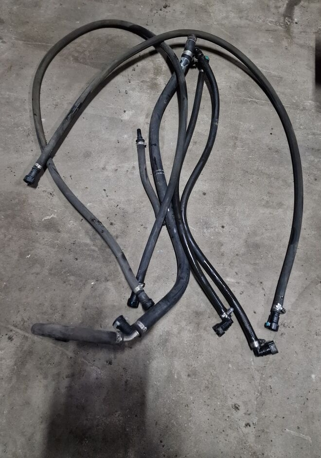 Scania Zbiornik kompletny Smok Ssak AdBlue R Euro6 2173142 2140808 Scania Zbiornik kompletny Smok Ssak AdBlue Scania R Euro6 2173142 2140808 truck - AdBlue tank för Lastbil: bild 5 Scania Zbiornik kompletny Smok Ssak AdBlue R Euro6 2173142 2140808 Scania Zbiornik kompletny Smok Ssak AdBlue Scania R Euro6 2173142 2140808 truck - AdBlue tank för Lastbil: bild 5