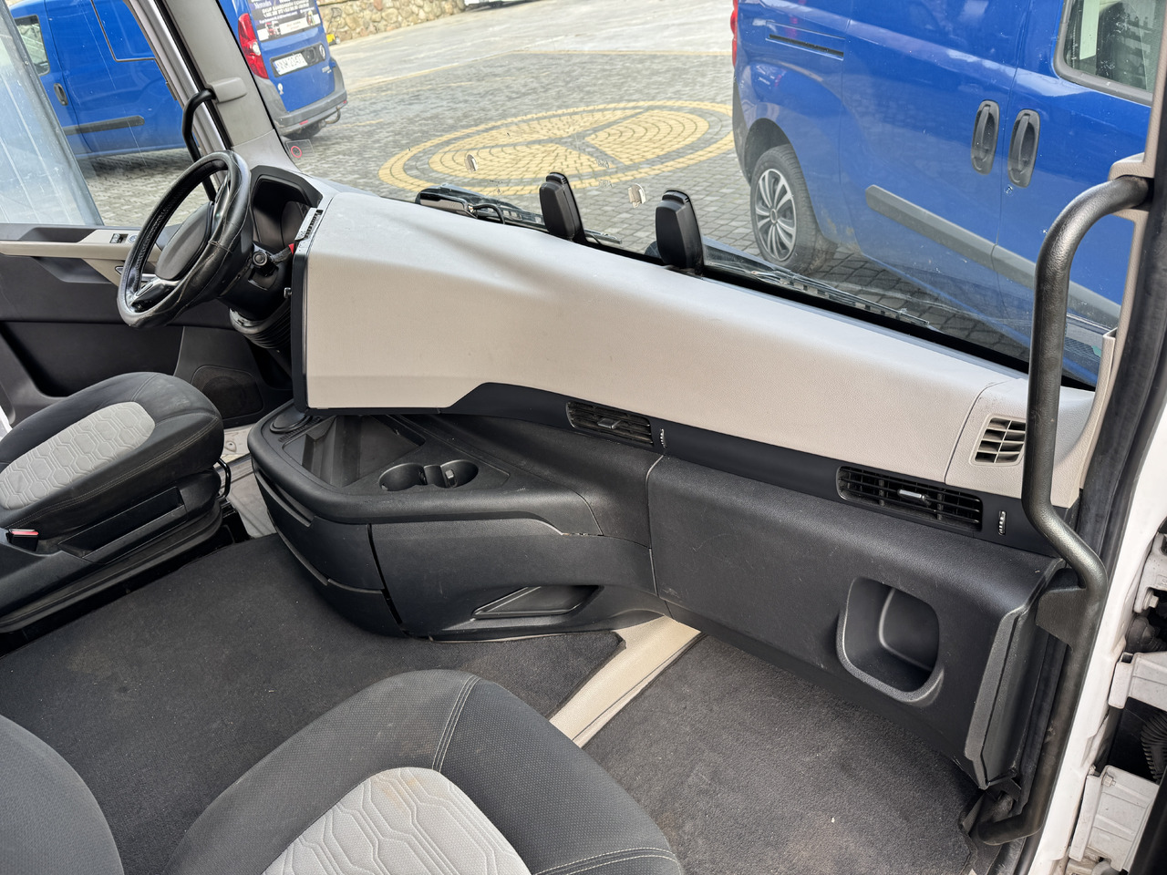 Ford F-Max 500 - Instrumentbräda: bild 3 Ford F-Max 500 - Instrumentbräda: bild 3