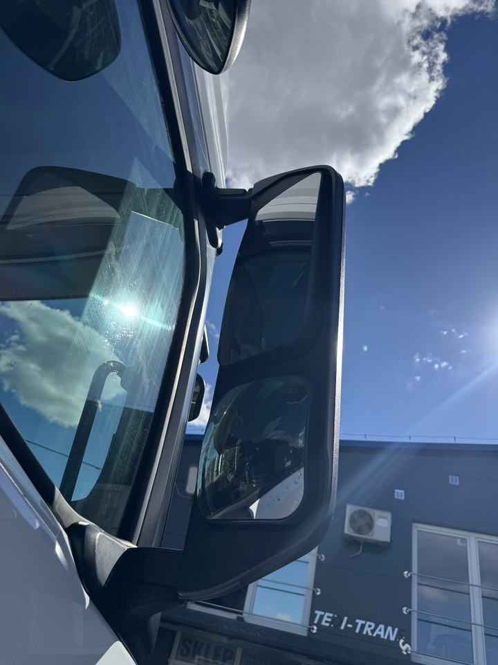 Ford F-Max - Backspegel: bild 3 Ford F-Max - Backspegel: bild 3