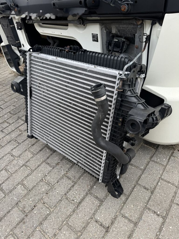 Mercedes-Benz Atego 3 E6 - Intercooler för Lastbil: bild 5 Mercedes-Benz Atego 3 E6 - Intercooler för Lastbil: bild 5