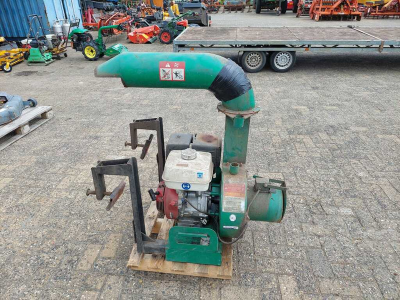 Billy Goat truckloader - Tvåhjulstraktor: bild 2 Billy Goat truckloader - Tvåhjulstraktor: bild 2