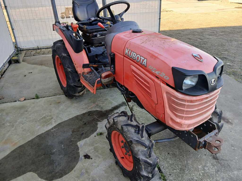 Kubota B 2420 - Minitraktor: bild 3 Kubota B 2420 - Minitraktor: bild 3