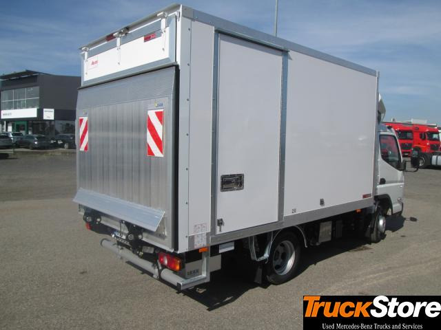 FUSO Canter 3C15 - Volymskåp: bild 3 FUSO Canter 3C15 - Volymskåp: bild 3