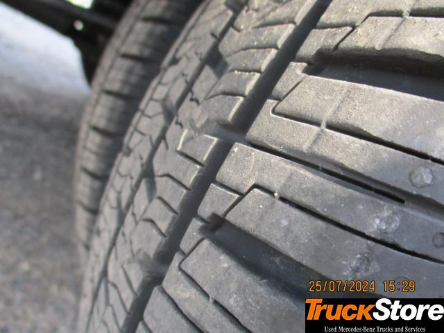 FUSO Canter 3C15 - Volymskåp: bild 5 FUSO Canter 3C15 - Volymskåp: bild 5