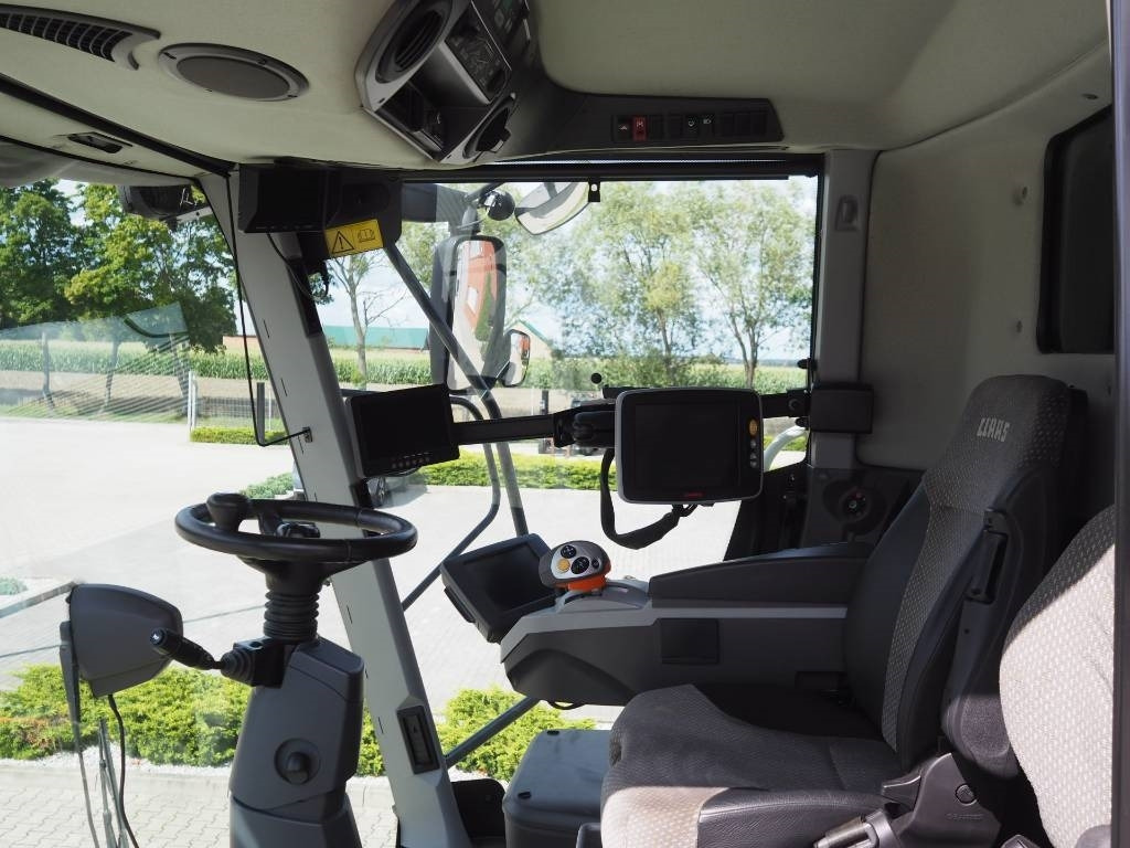 Claas Lexion 750 GPS + V770 - Skördetröska: bild 5 Claas Lexion 750 GPS + V770 - Skördetröska: bild 5