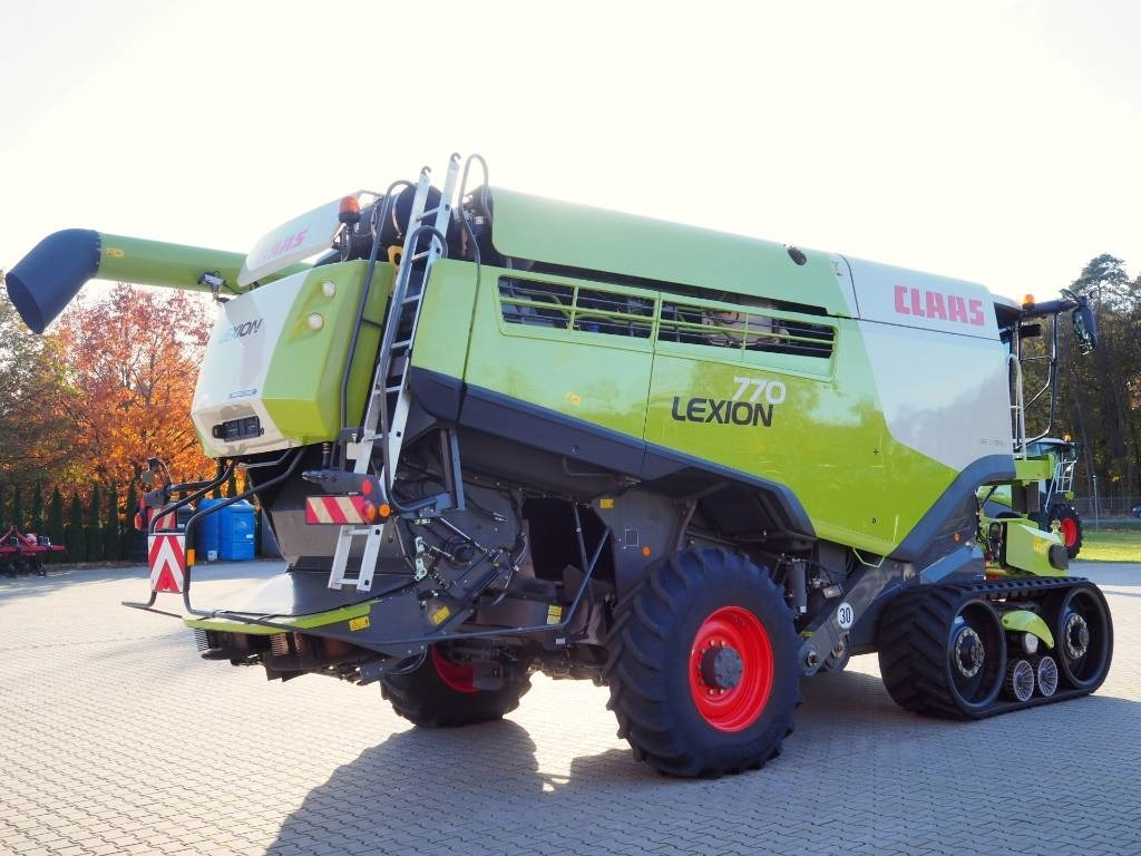 Claas Lexion 770TT 4x4 + V1200 - Skördetröska: bild 3 Claas Lexion 770TT 4x4 + V1200 - Skördetröska: bild 3