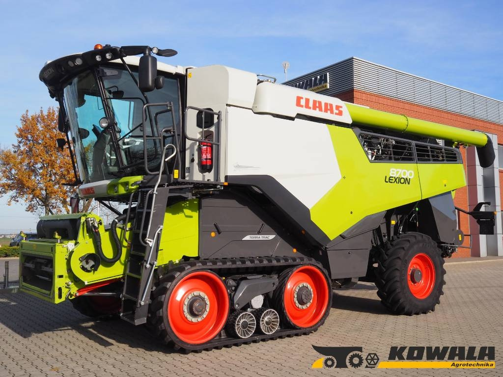 Claas Lexion 8700TT + V1080 2-stage threshing drum drive - Skördetröska: bild 1 Claas Lexion 8700TT + V1080 2-stage threshing drum drive - Skördetröska: bild 1