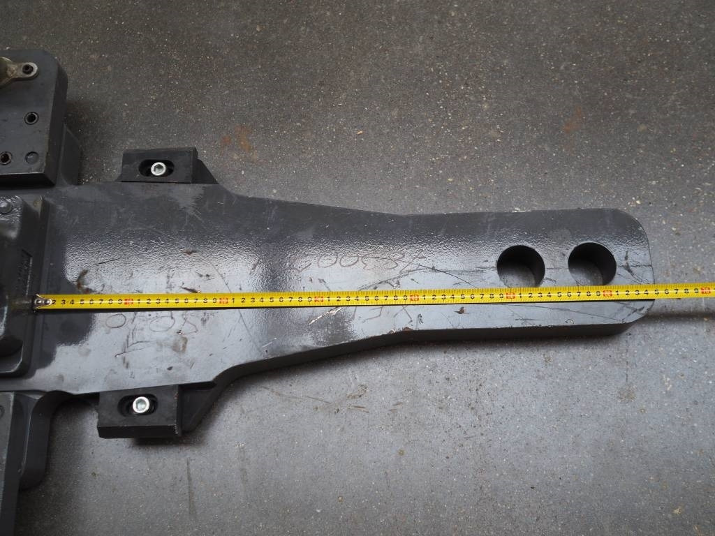 Claas Xerion - bumper hitch K80 - Karosseri och exteriör för Lantbruksmaskiner: bild 4 Claas Xerion - bumper hitch K80 - Karosseri och exteriör för Lantbruksmaskiner: bild 4