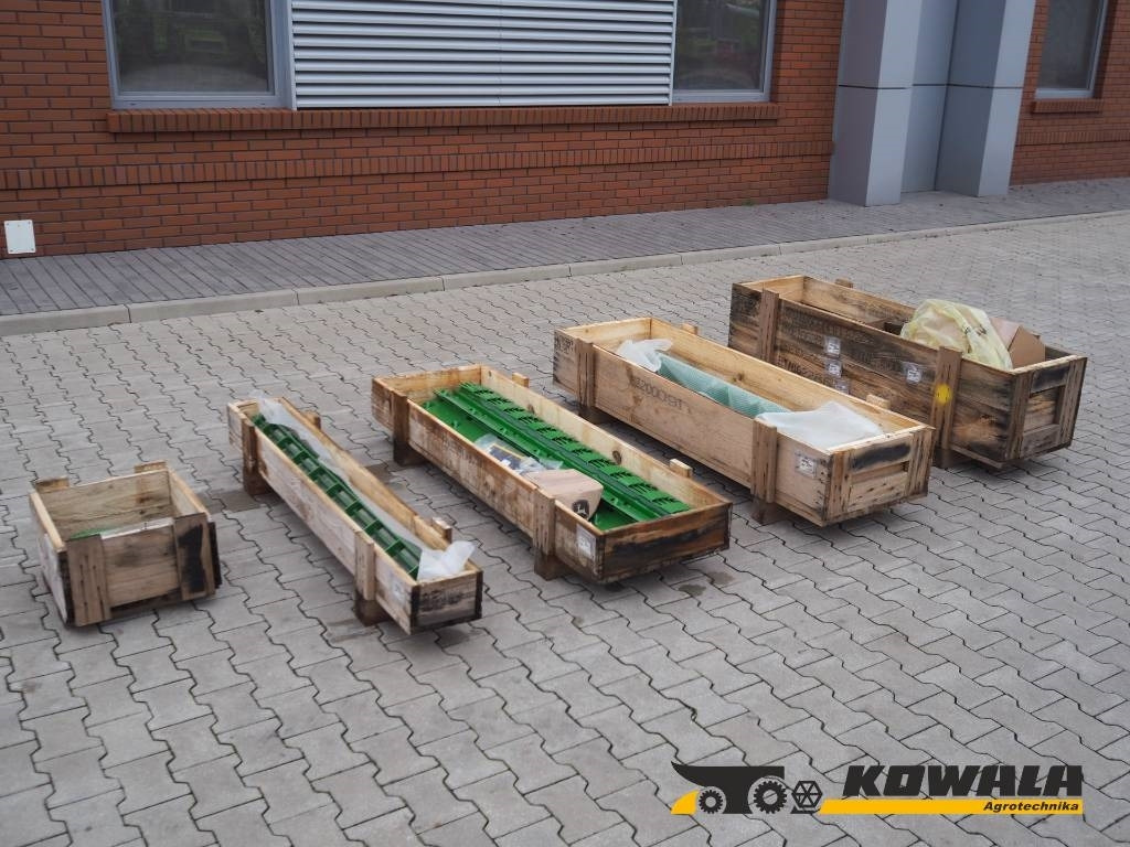 John Deere T660, T670 retrofit kit on corn  - Tillbehör för skördemaskin: bild 1 John Deere T660, T670 retrofit kit on corn  - Tillbehör för skördemaskin: bild 1