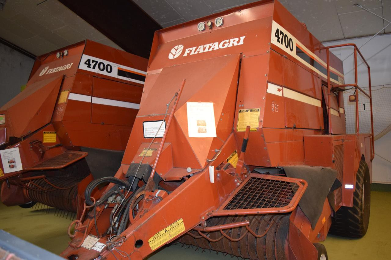 Fiat Hesston 4700 - Fyrkantspress: bild 4 Fiat Hesston 4700 - Fyrkantspress: bild 4