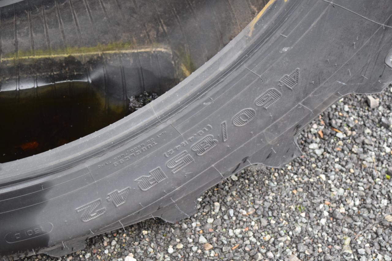 Firestone 460/85R42 - Däck: bild 2 Firestone 460/85R42 - Däck: bild 2