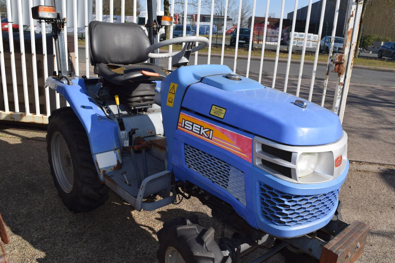 Iseki TM 3160 - Traktor med stor frihöjd: bild 4 Iseki TM 3160 - Traktor med stor frihöjd: bild 4