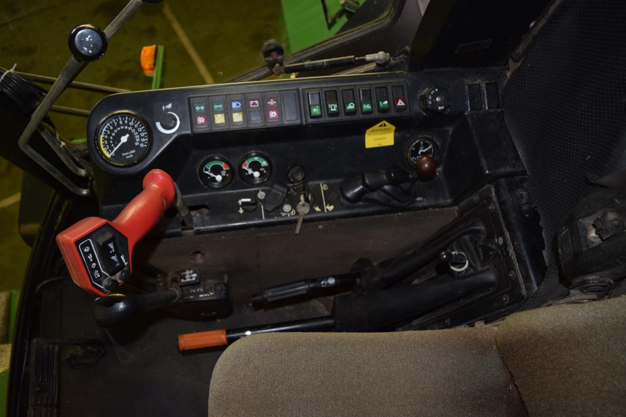 Skördetröska John Deere 1177: bild 10