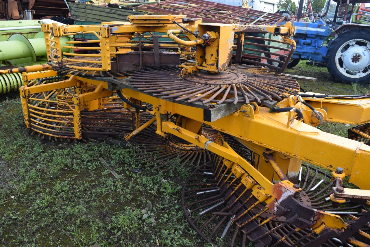 Kleine K6 - Erntevorsatz Rübenroder - Betupptagare: bild 4 Kleine K6 - Erntevorsatz Rübenroder - Betupptagare: bild 4