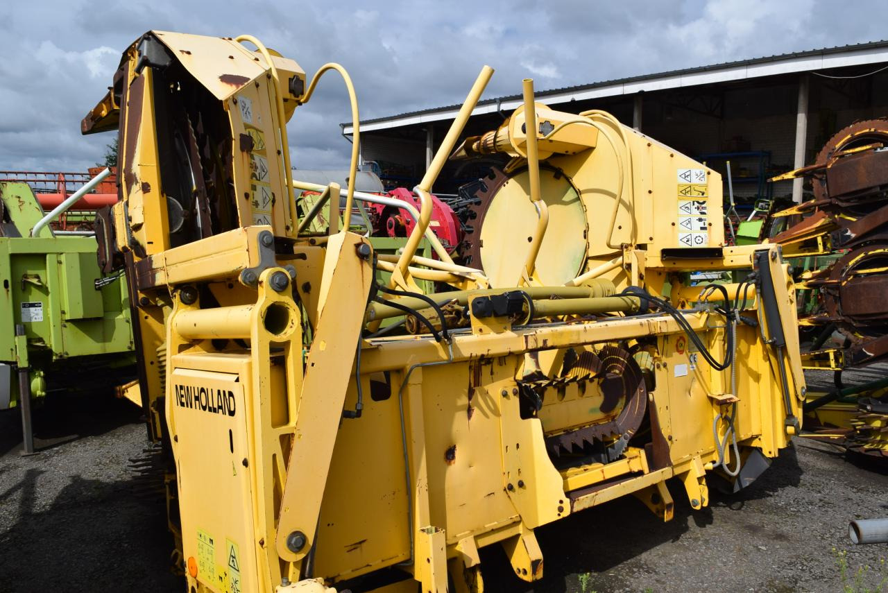 New Holland RI 600 *Maisgebiss* - Skärbord för majs: bild 3 New Holland RI 600 *Maisgebiss* - Skärbord för majs: bild 3
