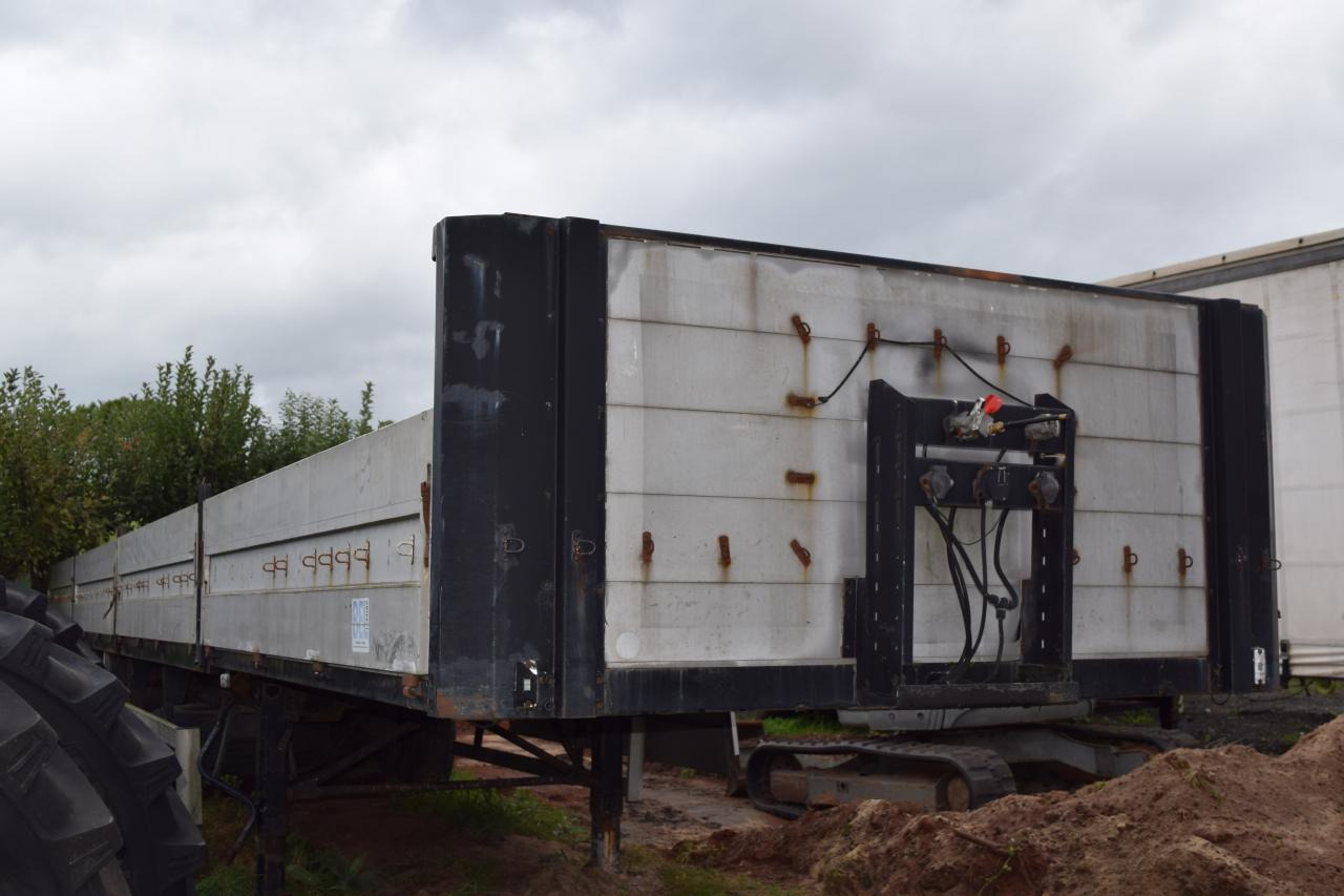 Wielton PTS 34.100 - Kapellsläp: bild 1 Wielton PTS 34.100 - Kapellsläp: bild 1