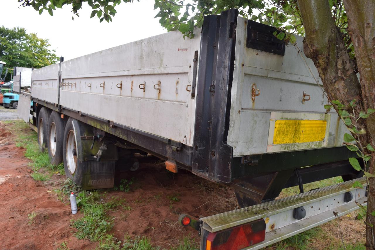 Wielton PTS 34.100 - Kapellsläp: bild 3 Wielton PTS 34.100 - Kapellsläp: bild 3