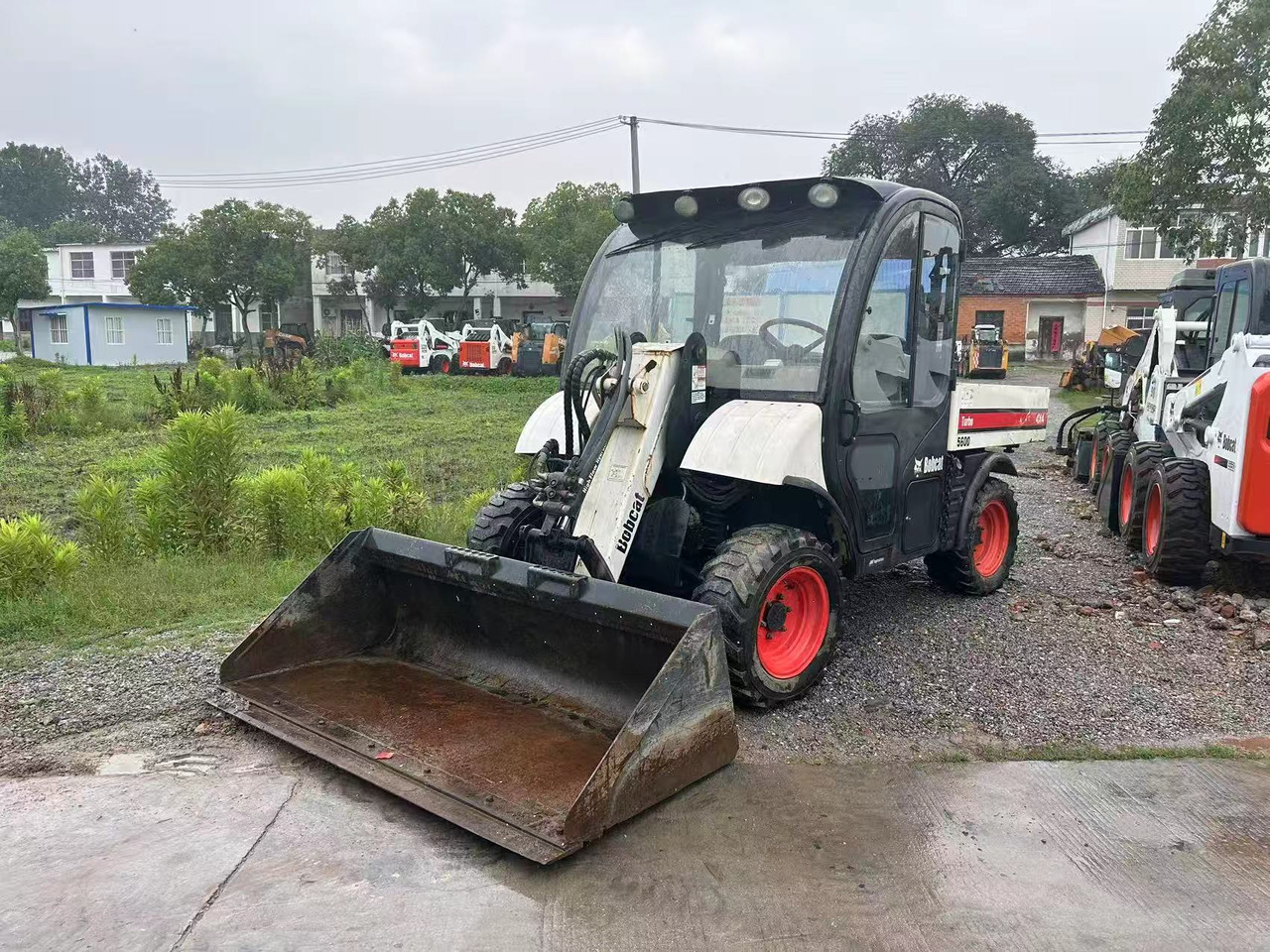 BOBCAT 5600 Toolcat - Kompaktlastare/ Slirstyrda lastare: bild 3 BOBCAT 5600 Toolcat - Kompaktlastare/ Slirstyrda lastare: bild 3