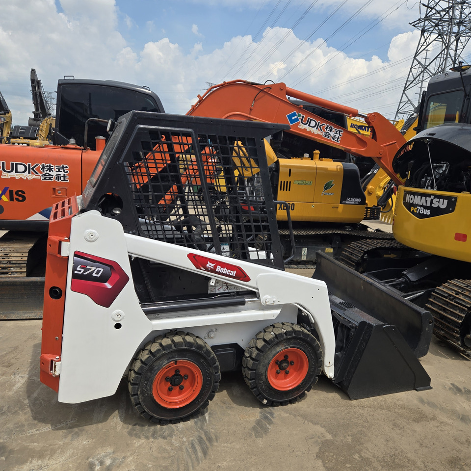 BOBCAT S70 - Kompaktlastare/ Slirstyrda lastare: bild 2 BOBCAT S70 - Kompaktlastare/ Slirstyrda lastare: bild 2