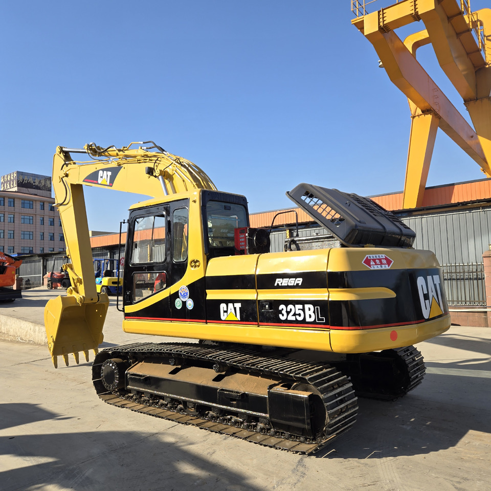 CATERPILLAR 325B - Bandgrävare: bild 2 CATERPILLAR 325B - Bandgrävare: bild 2