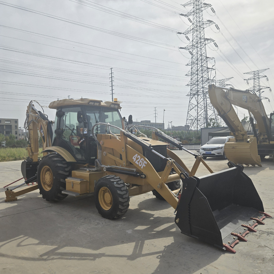 CATERPILLAR 426F - Grävlastare: bild 4 CATERPILLAR 426F - Grävlastare: bild 4