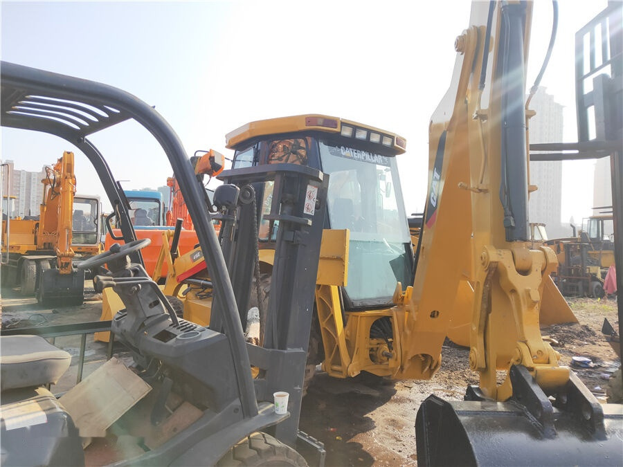 Grävlastare Caterpillar 416E: bild 11