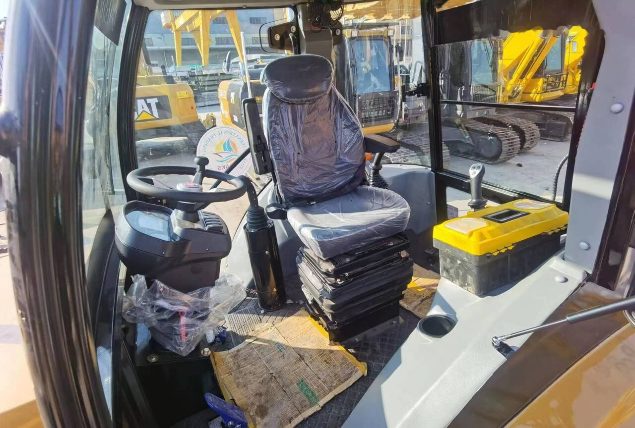 Caterpillar 420F - Grävlastare: bild 3 Caterpillar 420F - Grävlastare: bild 3