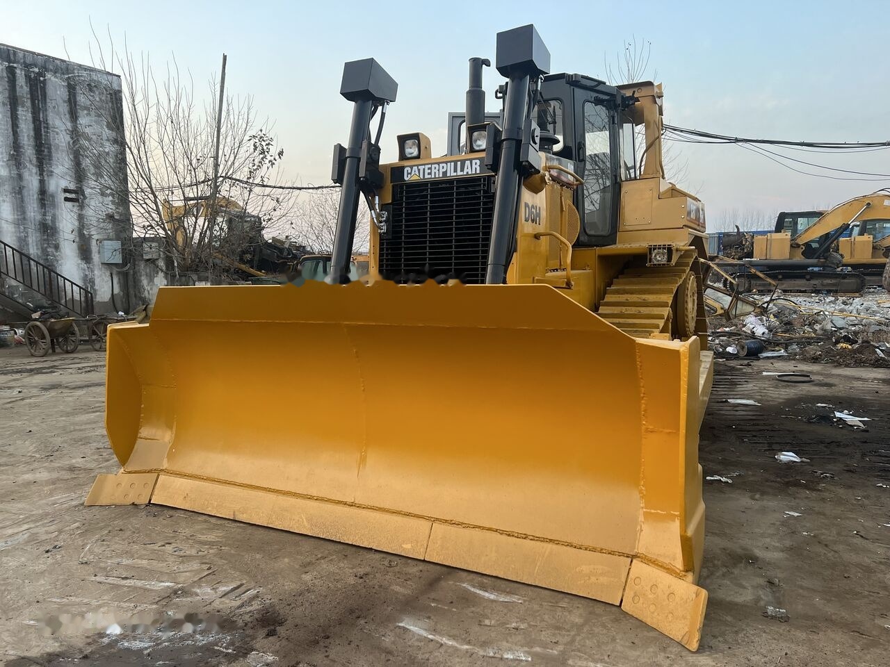 Caterpillar D6H - Bulldozer: bild 1 Caterpillar D6H - Bulldozer: bild 1