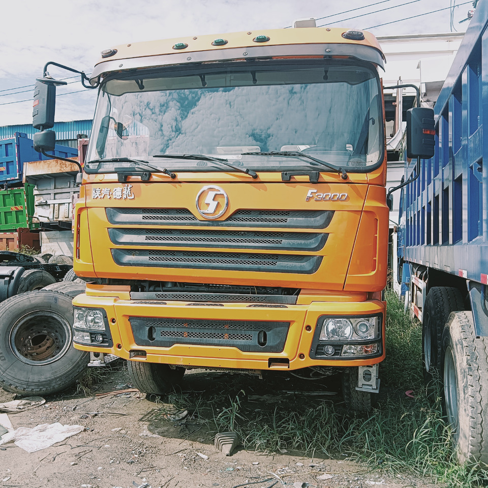 SHACMAN F3000 - Dragbil: bild 1 SHACMAN F3000 - Dragbil: bild 1