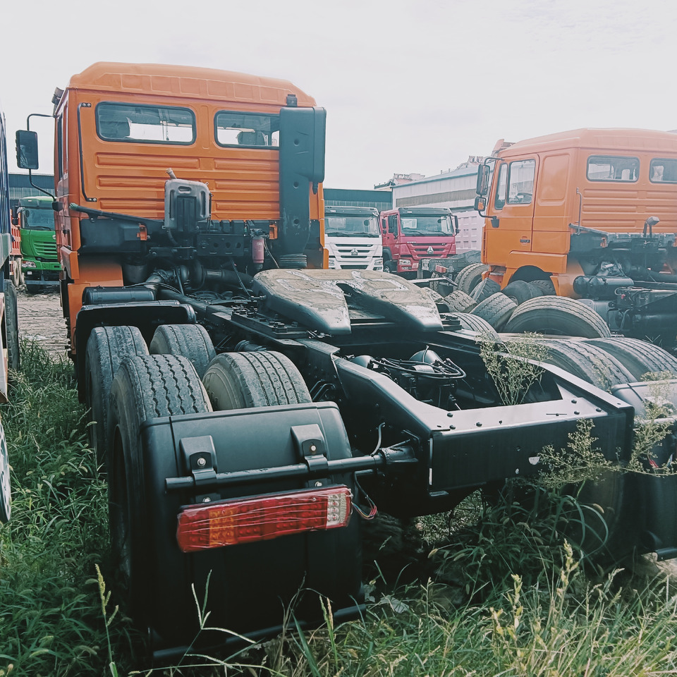 SHACMAN F3000 - Dragbil: bild 5 SHACMAN F3000 - Dragbil: bild 5